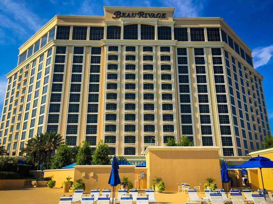 Photo hotel real estate brokerage