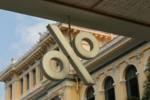 Photo sales offer for foreign investors